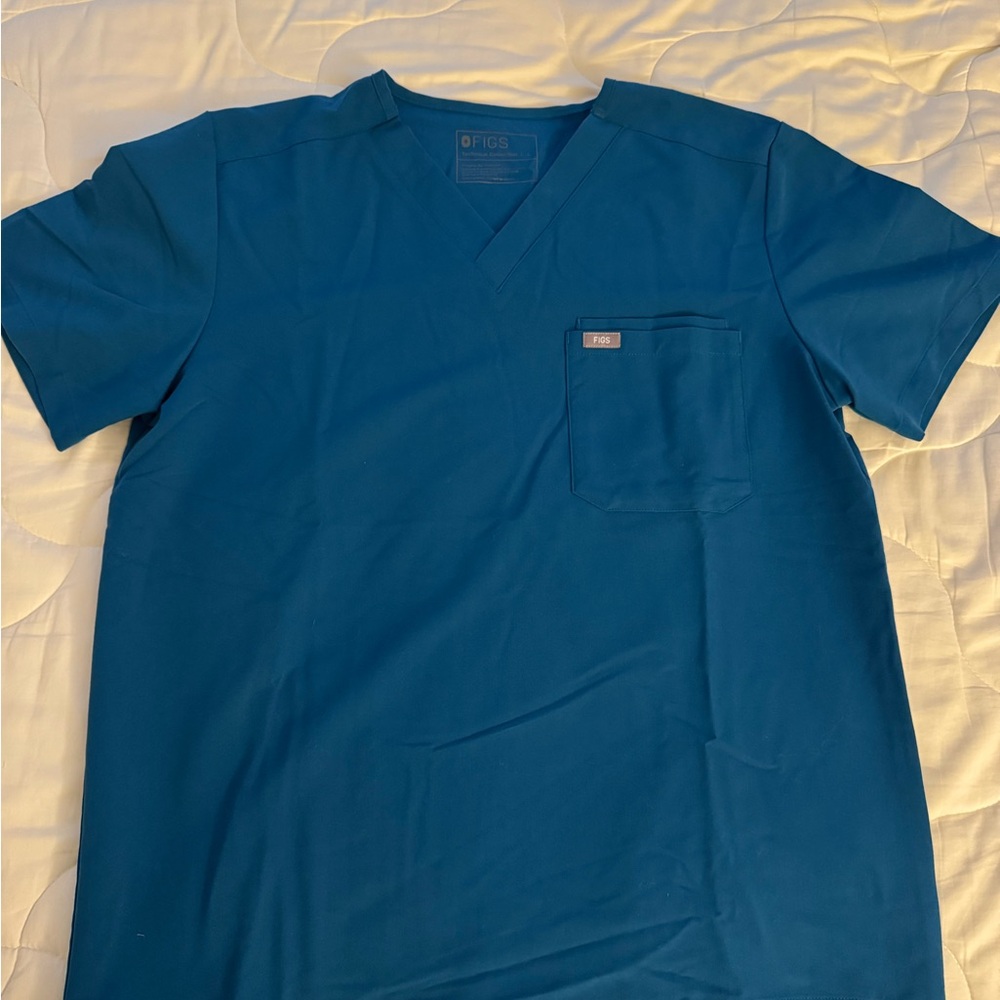 FIGS Women’s Scrub Top